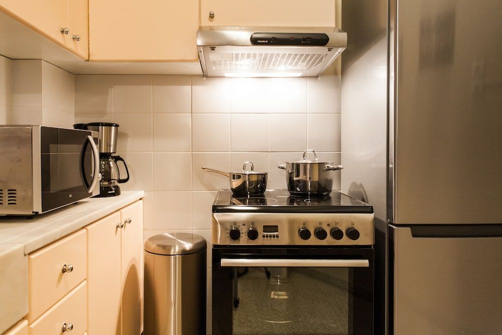 undefined Charming Acropolis Metro Apartment 8