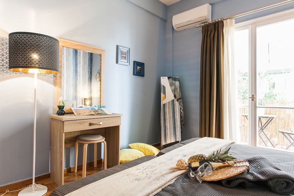 undefined Central Quiet Safe Apartment 4