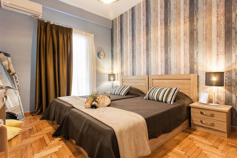 undefined Central Quiet Safe Apartment