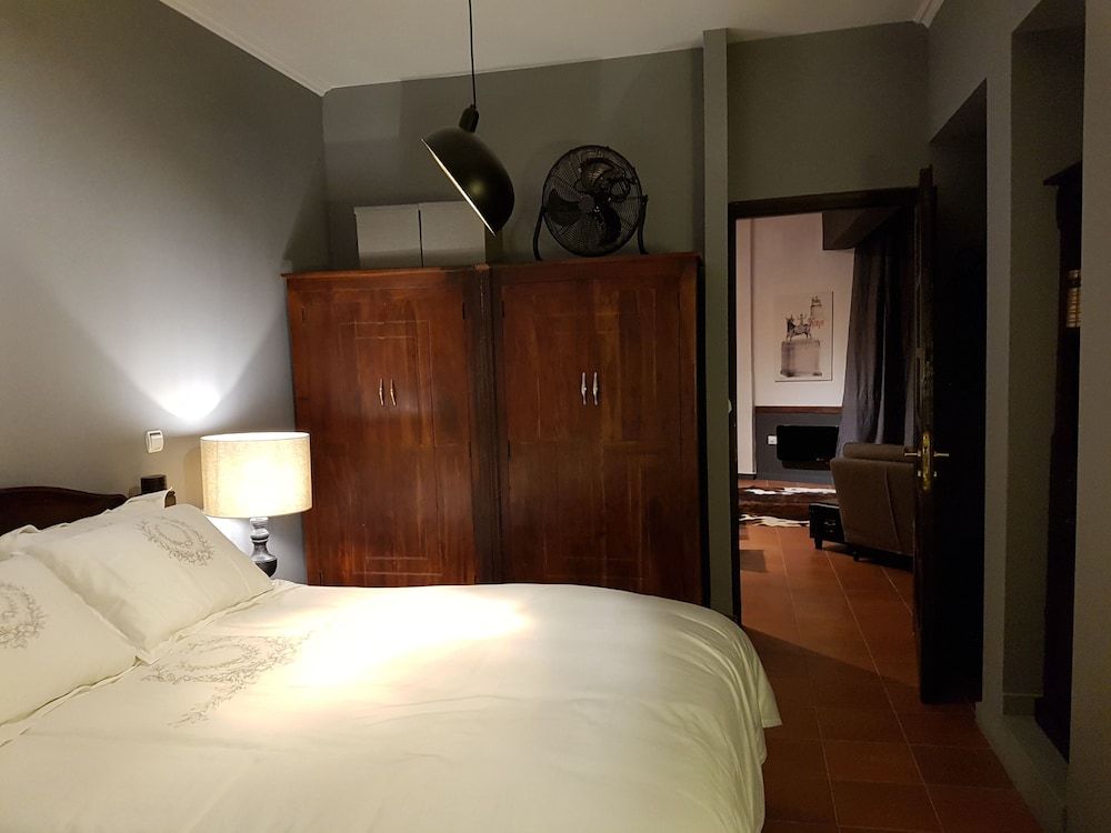 Admetus Psyrri Loft  by K&K Deluxe Apartment 8