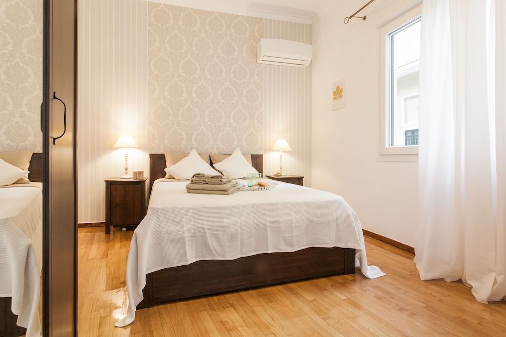 undefined Classy Central Apartment near Acropolis 5