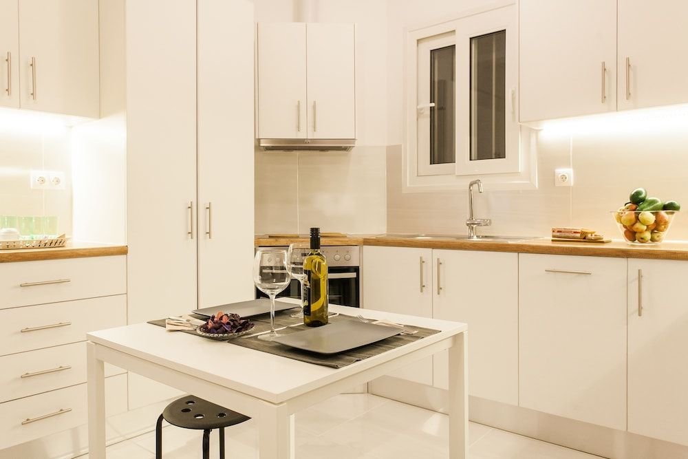 Classy Central Apartment near Acropolis Apartment, 2 Bedrooms 12