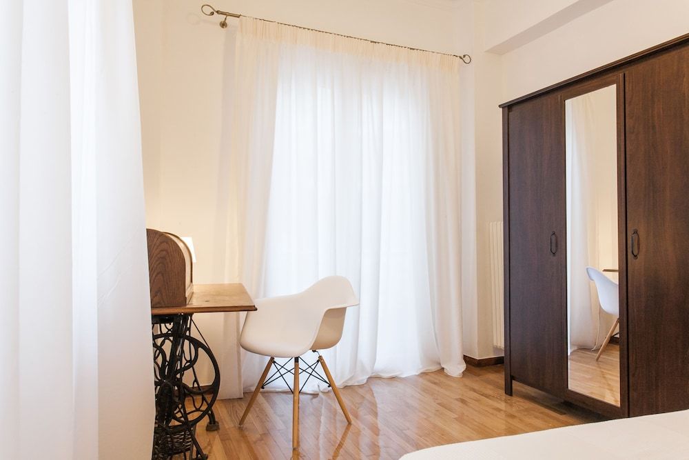 undefined Classy Central Apartment near Acropolis 8