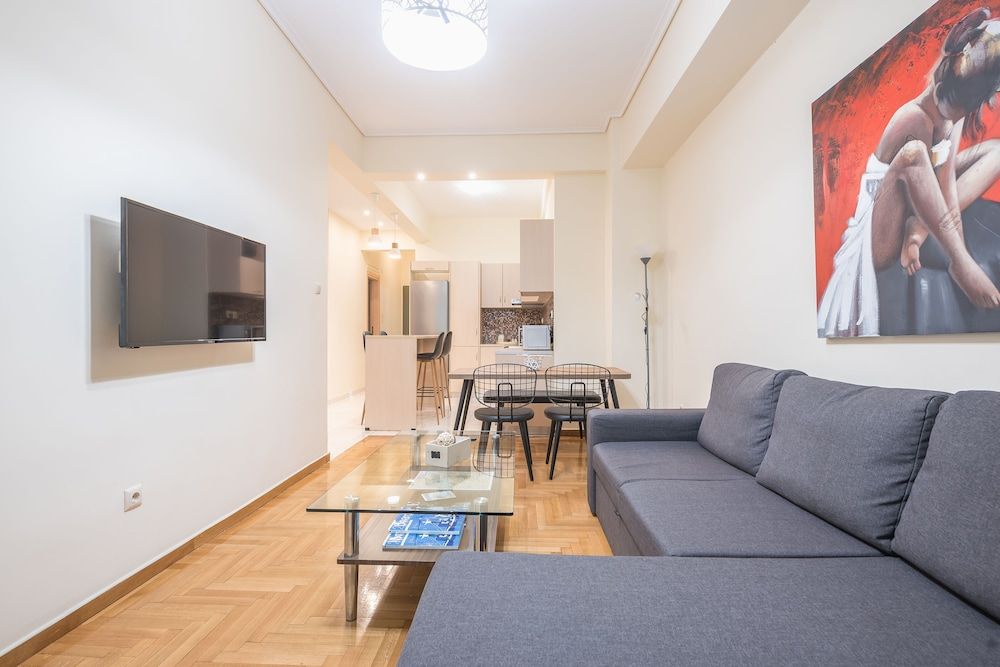 Elegant Home in Quiet Street by Cloudkeys Luxury Apartment, Ground Floor 32