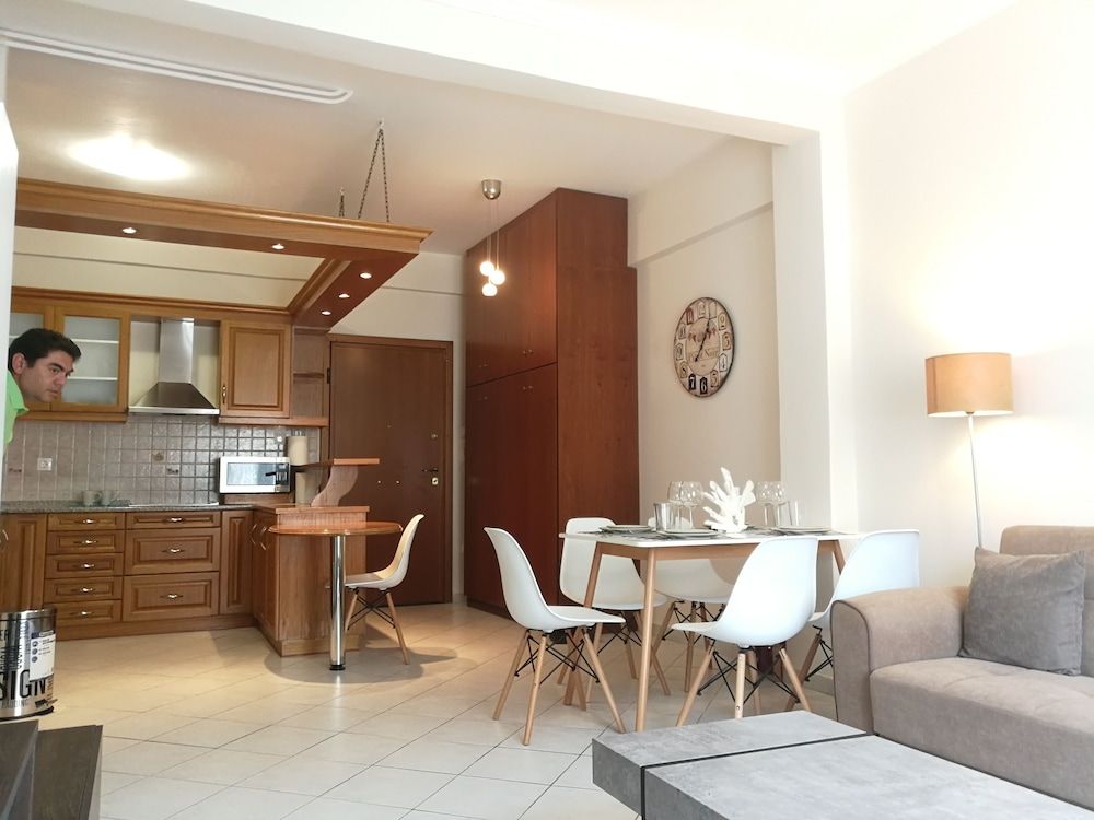 Pisces Athens City Center Modern Aptm Apartment 18
