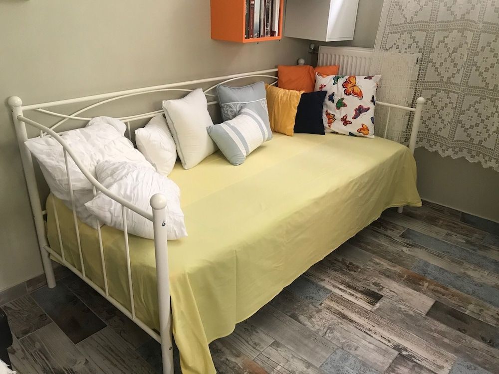 undefined Style Comfort 8min to Acropolis Museum 9