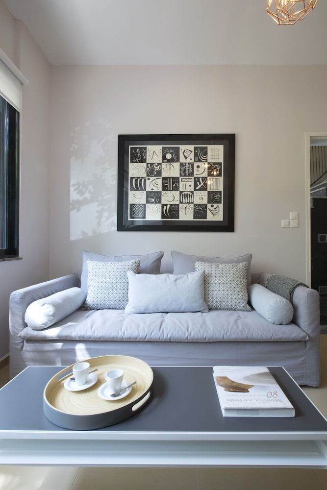 Under the shade of Acropolis Apartment, Patio 8