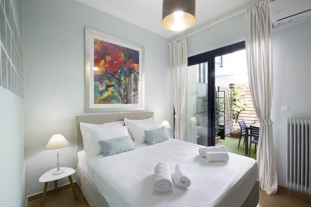 undefined Under the shade of Acropolis