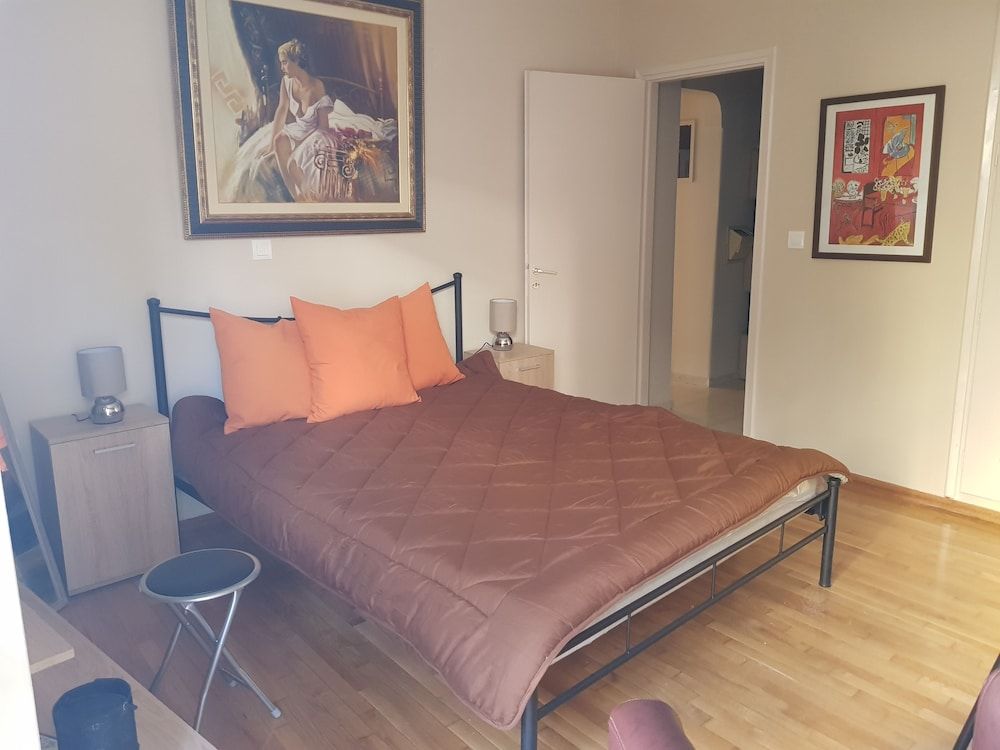 undefined Koukaki Urban Apt at Drakou Pedestrian