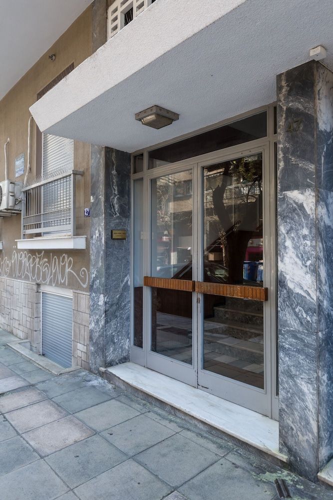 undefined UPSTREET Elegant Luminous 3BD Apt-Kolonaki 2