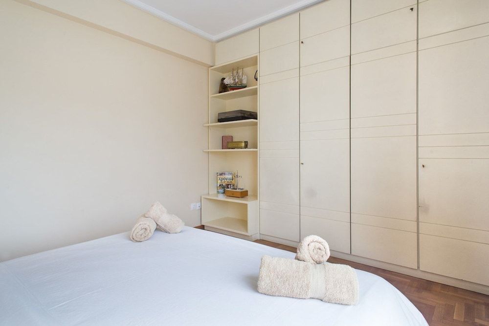 Alexander's Penthouse Deluxe Penthouse (Temple of Zeus) 3