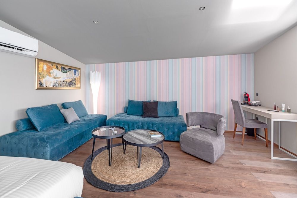 Aeolos Luxury Suites Delight Suite with Acropolis View 5