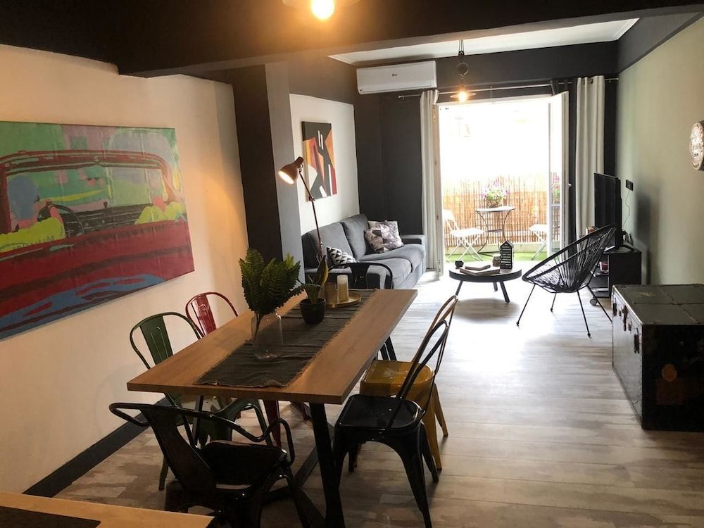 undefined Home Plus Psirri Apartment