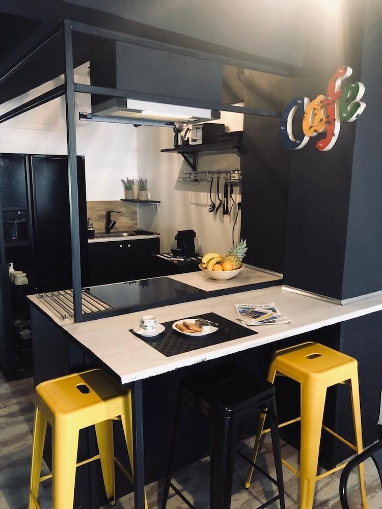 undefined Home Plus Psirri Apartment 7