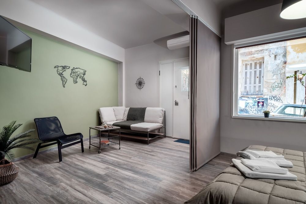 Autonomous House in the heart of Plaka City House, 2 Bedrooms 17