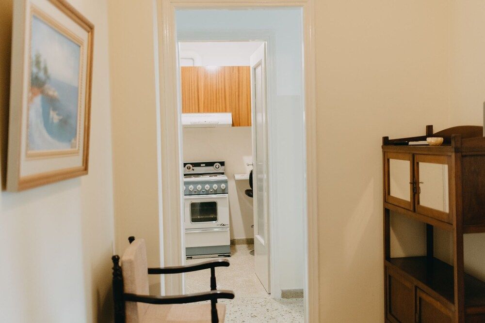 undefined Best House Attiki Metro 10