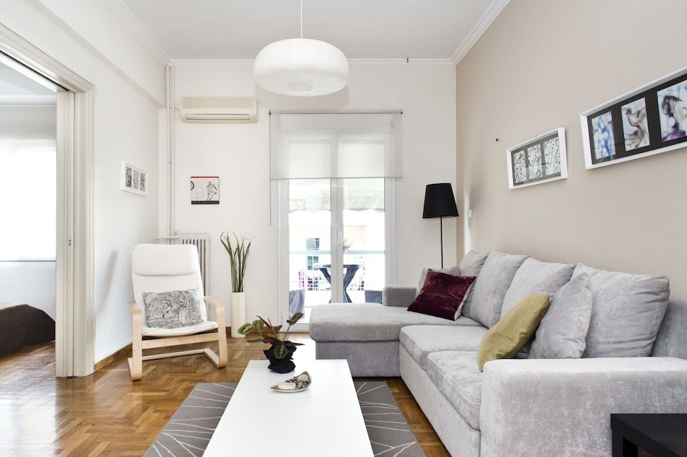 undefined Kallimarmaro Apartment 9