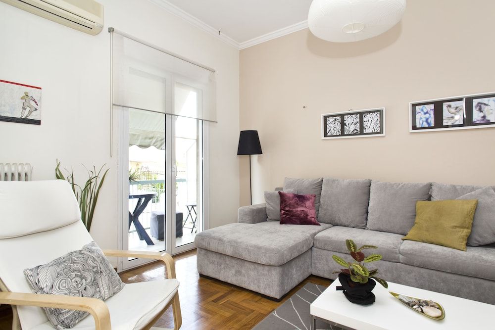 undefined Kallimarmaro Apartment 8