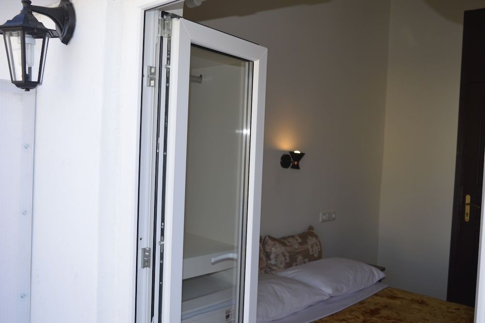 Apollonion Double Room, Balcony 4