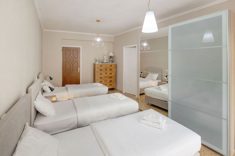 undefined Leonidas Loft in the Heart of Athens by GHH 7