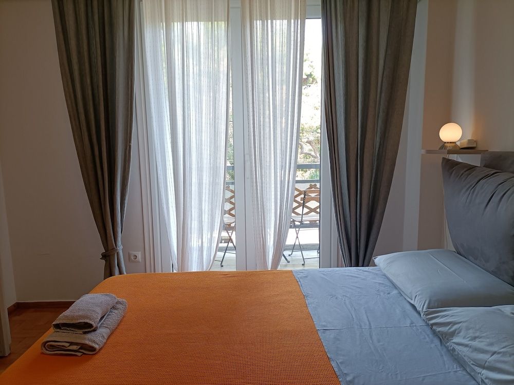 undefined Pagrati Park 8