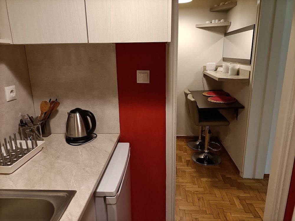 Pagrati Park Studio 15