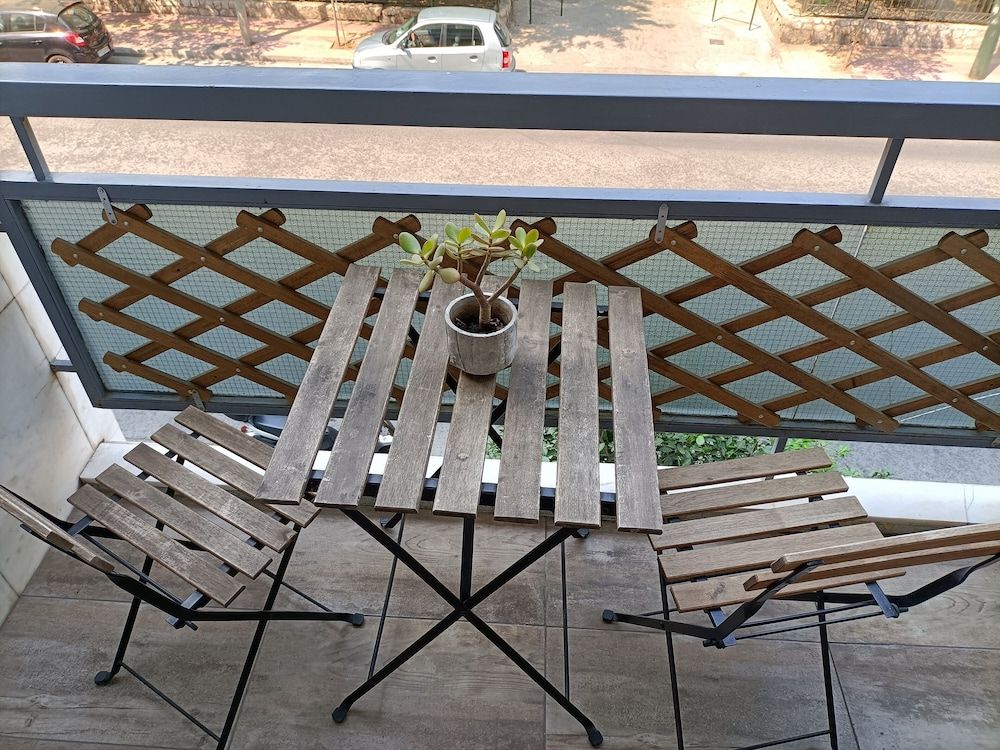 Pagrati Park Studio 10