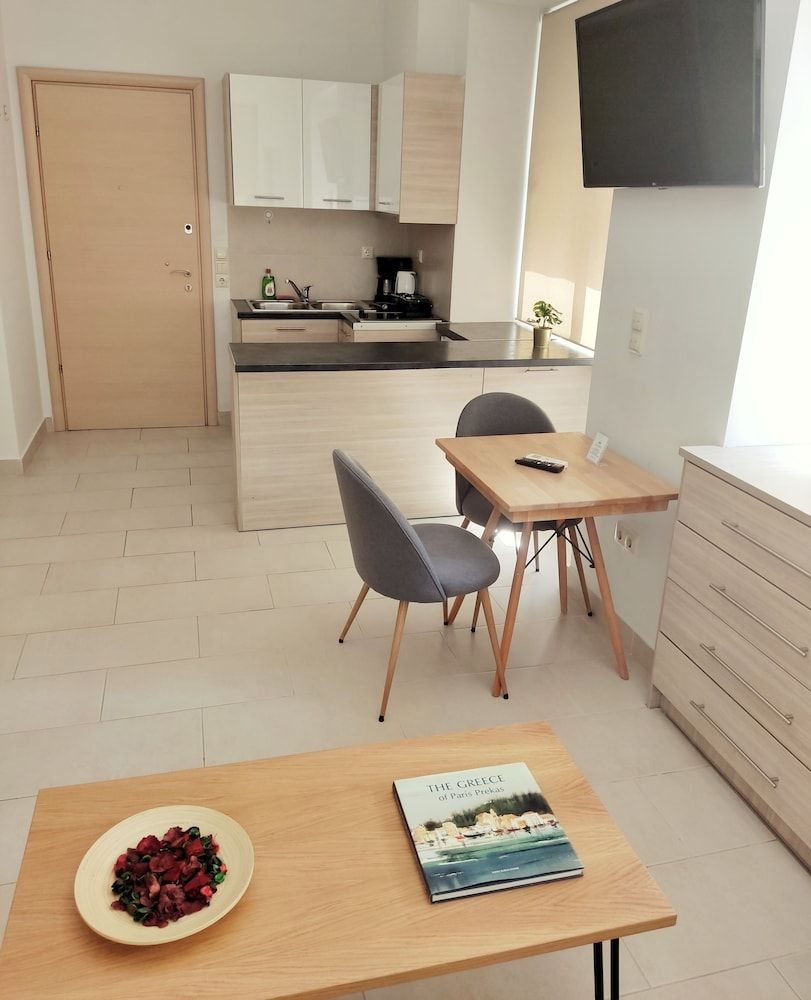 undefined 12 Keys Athens Apartments 9