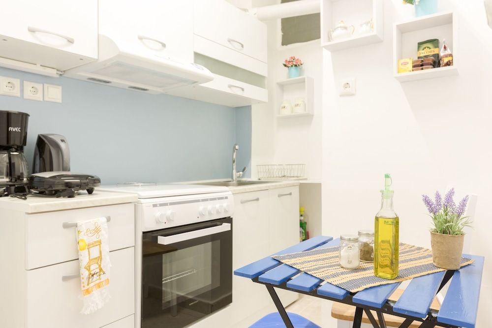 undefined Cozy Flat in hip Koukaki 10