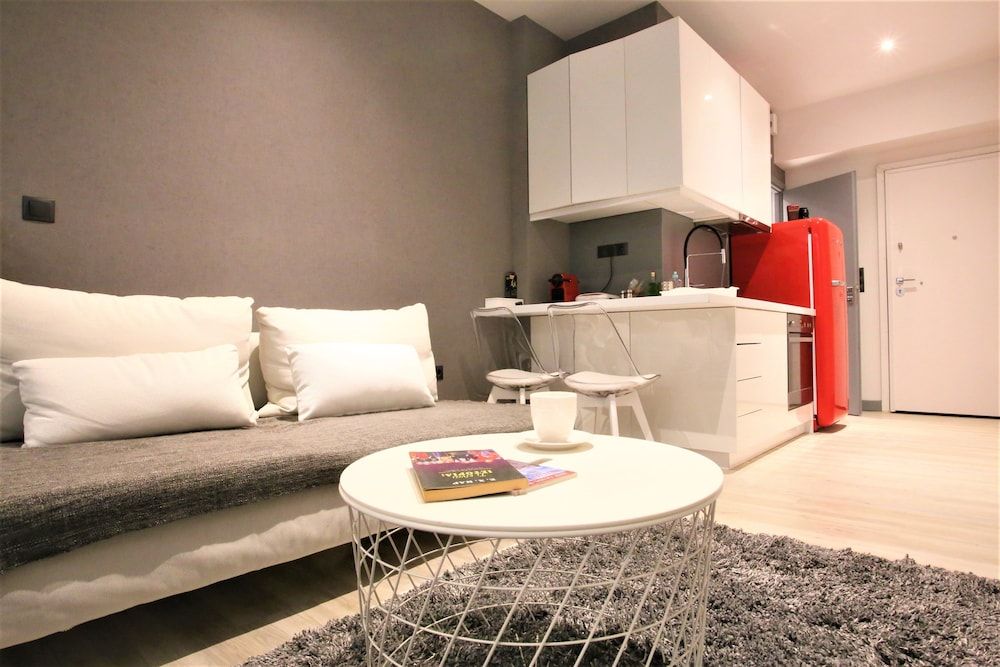 GK Embassy Apartment, 1 Bedroom 12