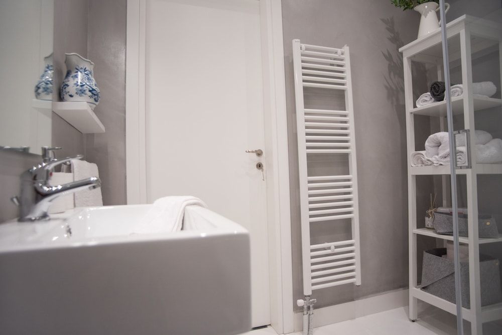 Living near Acropolis by Sylvia Staikou Apartment, 1 Bedroom, Terrace (Selene) 20