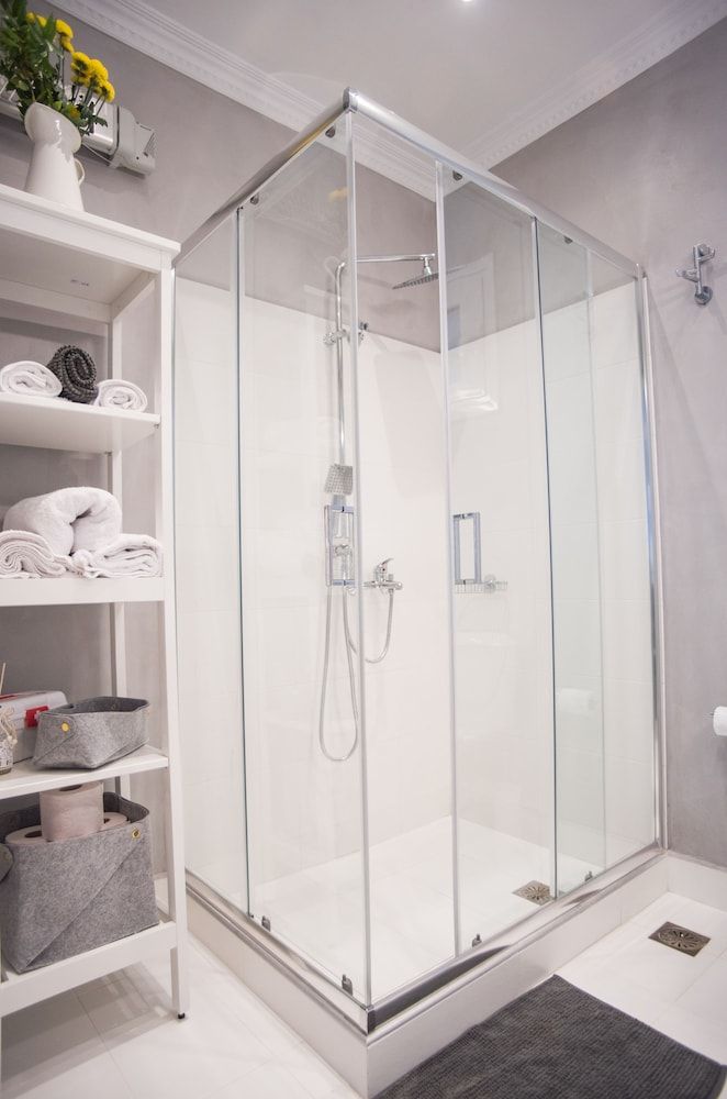 Living near Acropolis by Sylvia Staikou Apartment, 1 Bedroom, Terrace (Selene) 7