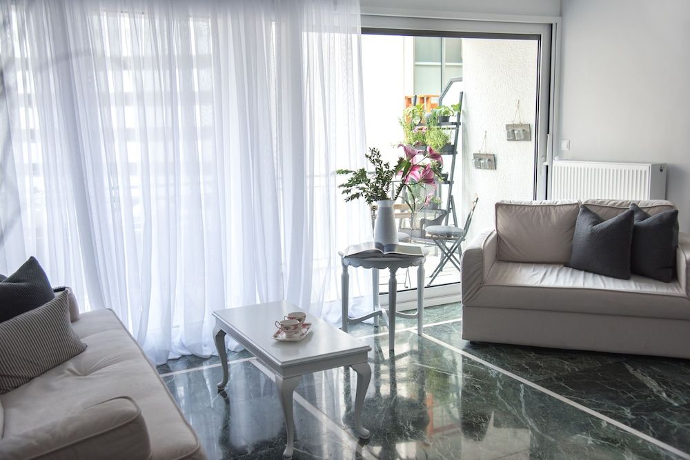 Living near Acropolis by Sylvia Staikou Apartment, 1 Bedroom, Terrace (Selene) 13