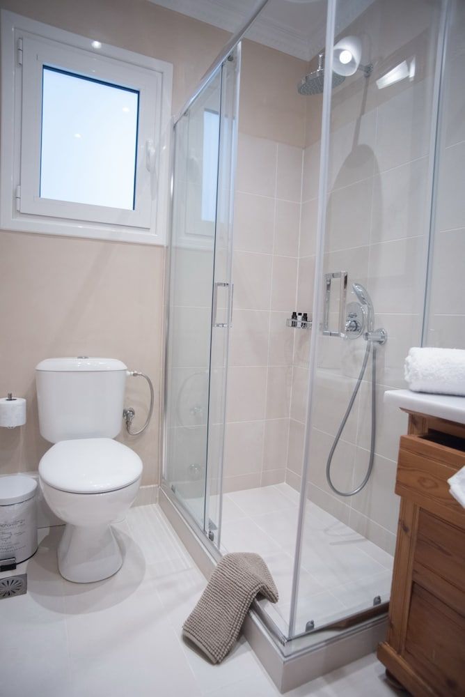 Living near Acropolis by Sylvia Staikou Apartment, 1 Bedroom, Balcony (Althaia) 10