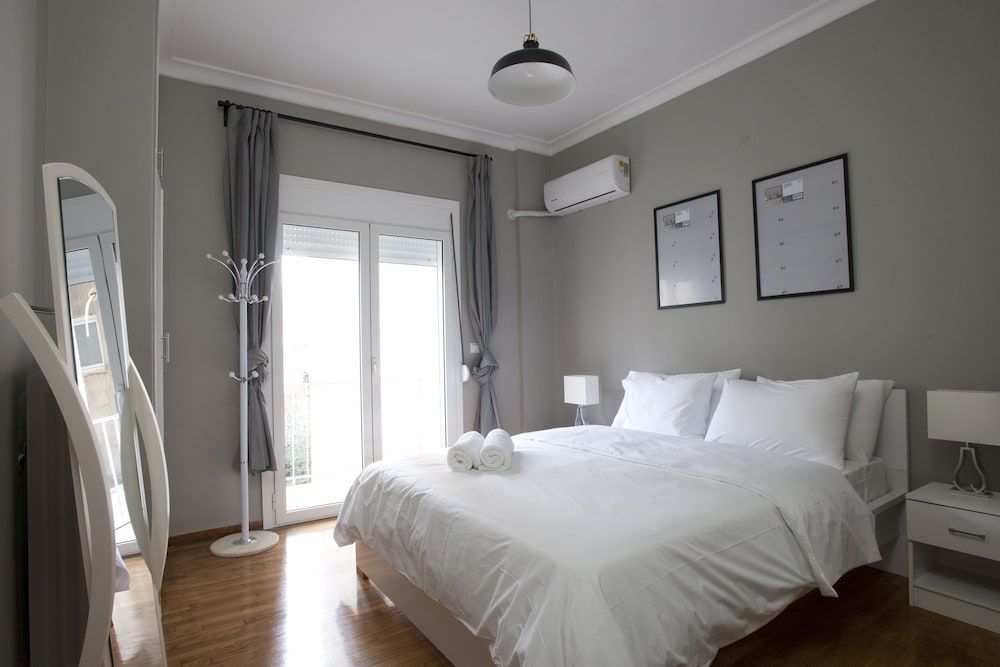 undefined Nice Cute Apartment  in the Center of Athens 2