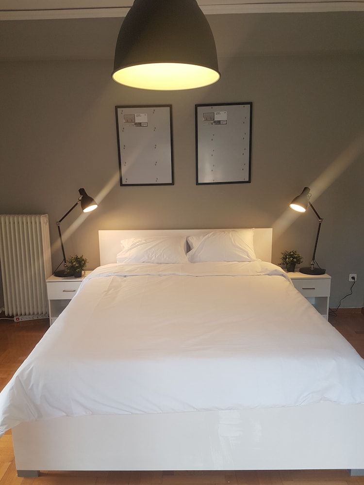 undefined Ambelokipi. Spacious Sunny Apartment 7