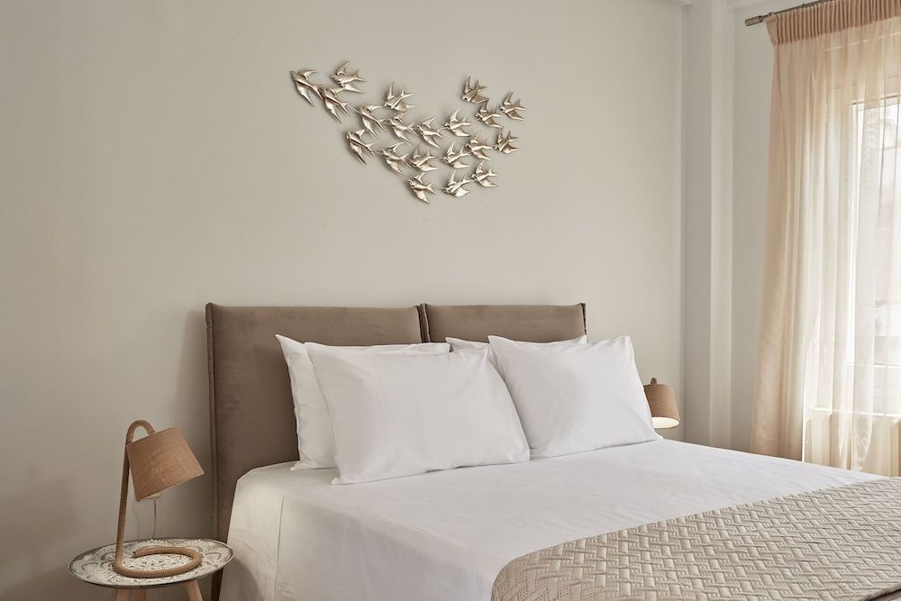 undefined Comfy and Bright Athens Museum Loft 4