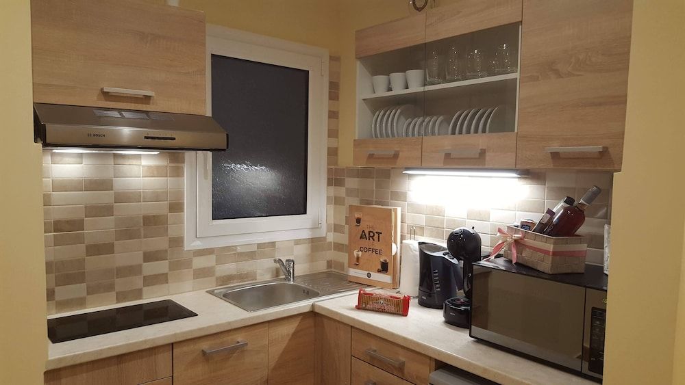 Zoe's Studio Apartment, 2 Bedrooms 12