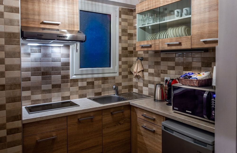 undefined Zoe's Studio 9