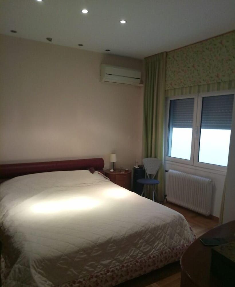 undefined Luxury Flat with Amazing Lycabetus View