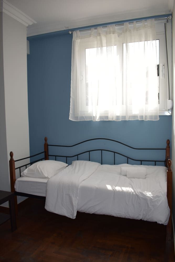 undefined Athenian Modern Apartment Mavili Square 9