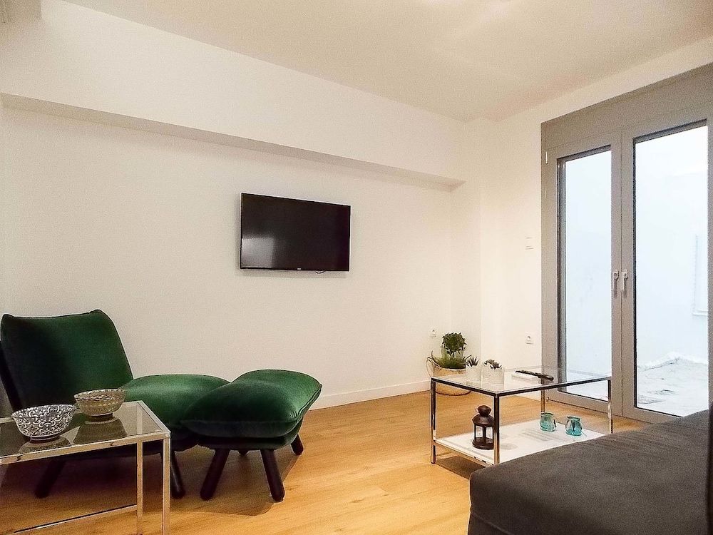 Plaka Hidden Jewel - Acropolis Basic Apartment 13