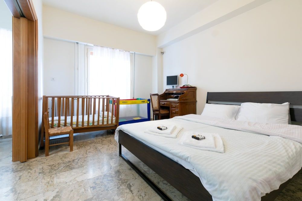 undefined Cozy Apartment in the Heart of Athens 3