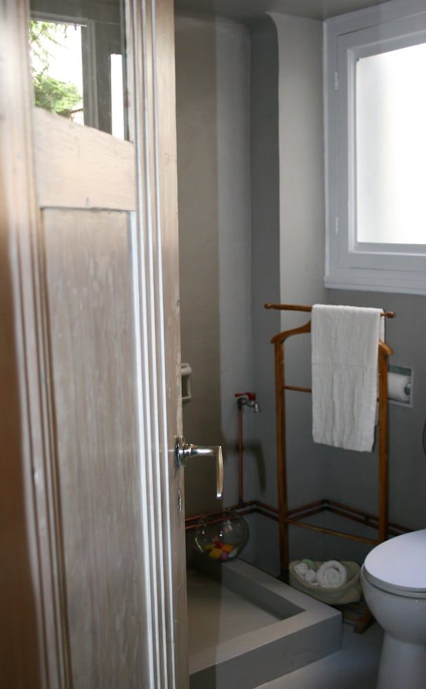 Neoclassical ART-House Bhive Apartment, 3 Bedrooms 36