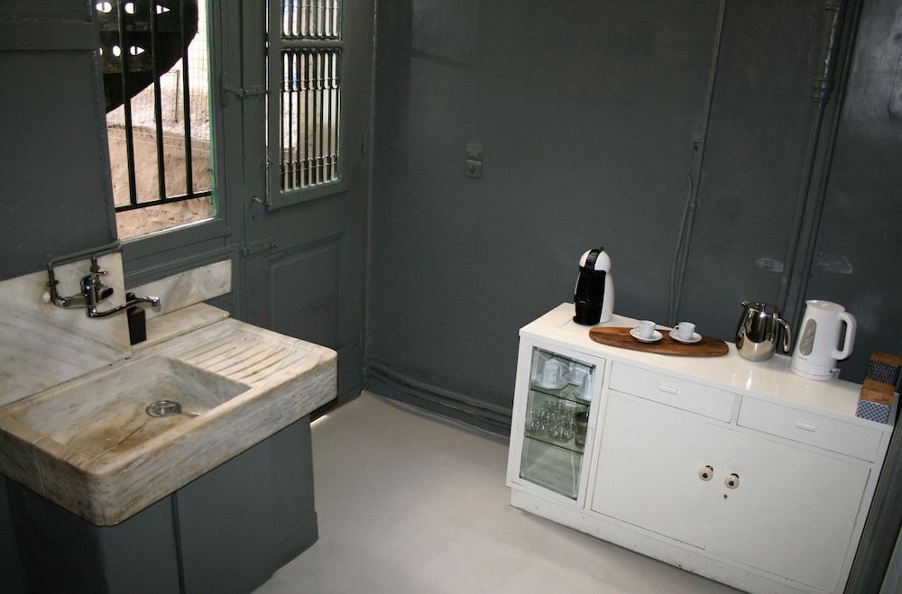 Neoclassical ART-House Bhive Apartment, 3 Bedrooms 24