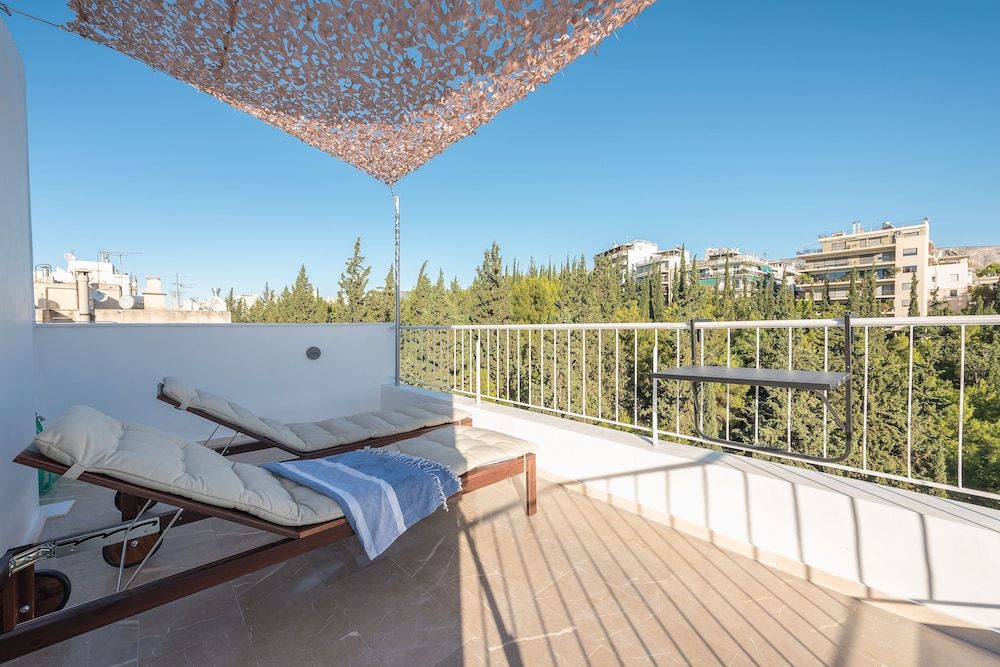 ALC Diamond in the Sky Studio 20