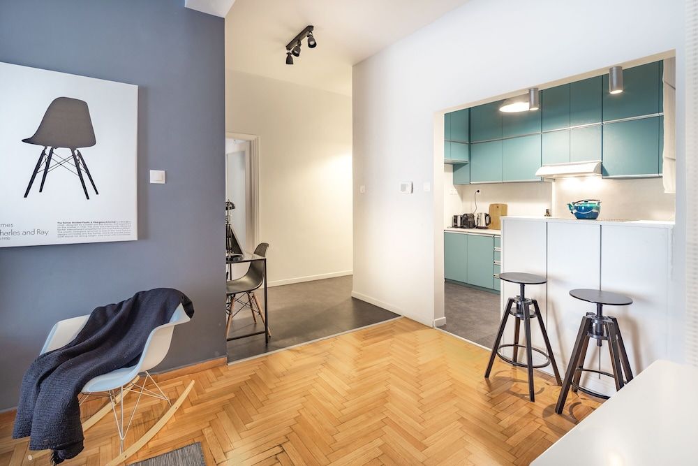 UPSTREET Modern Downtown Flat -Acropolis Apartment, 2 Bedrooms 14