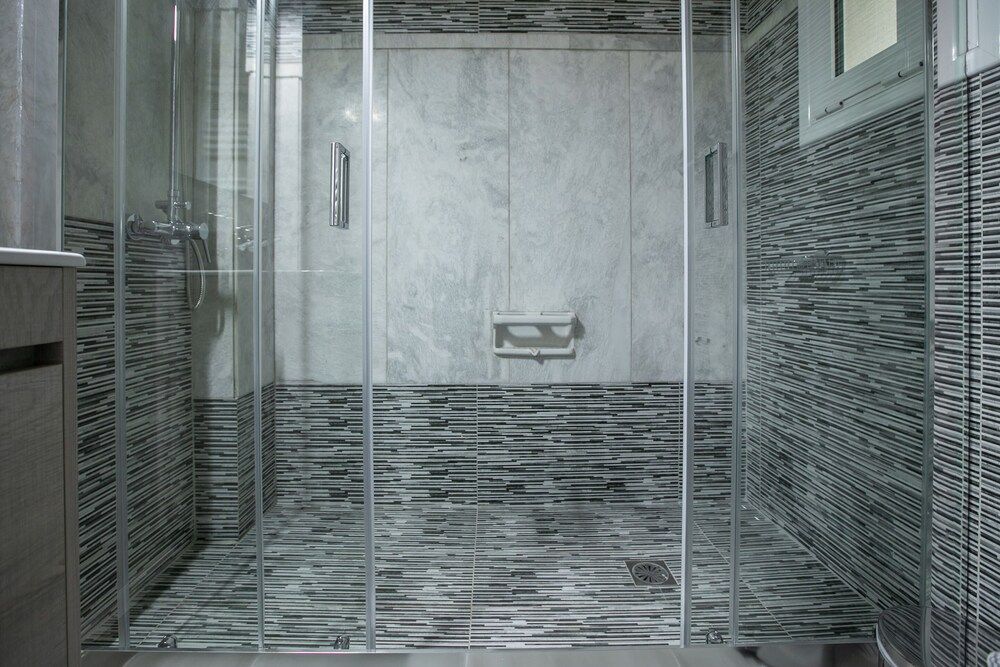 Luxurious 5 bedroom-3 bathroom Apartment 2- Athens Apartment, 1 Bedroom 45