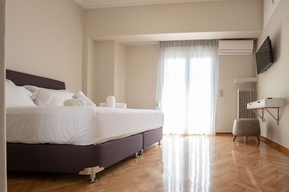 Luxurious 5 bedroom-3 bathroom Apartment 2- Athens Apartment, 1 Bedroom 18