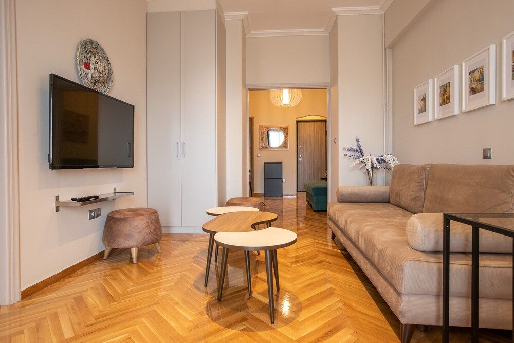 Luxurious 4 Bdrm 3Bath Apt 1- Athens Apartment, 4 Bedrooms 18